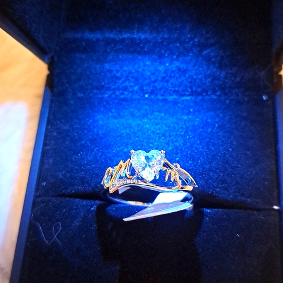 Hello Lovely Ring